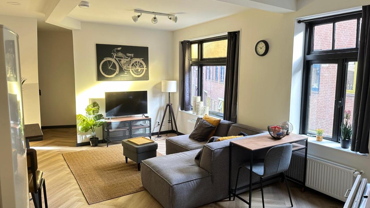 Het Achterdek Apartment ซโวลเลอ ภายนอก รูปภาพ